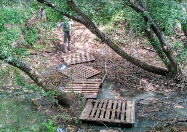 Arroyo de los Molinos, un punto negro en la Vía de la Plata. Petición de ayuda a Cobres las Cruces