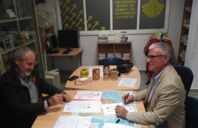 Firma del Convenio de Colaboración con VillaeNaevae (Camino de la Frontera)