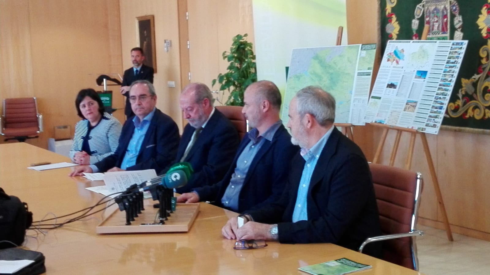 Presentación el mapa de los senderos de la Sierra Morena sevillana, Parque Natural Sierra Norte y Vega de Sevilla